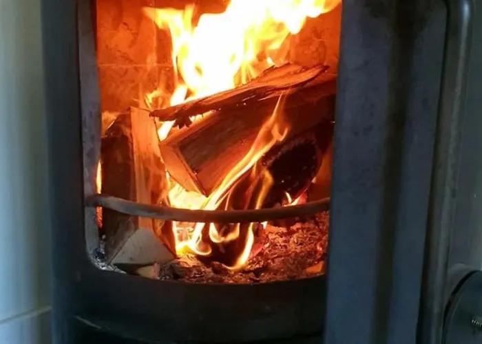 Idyllisk Bolig I Skoven *